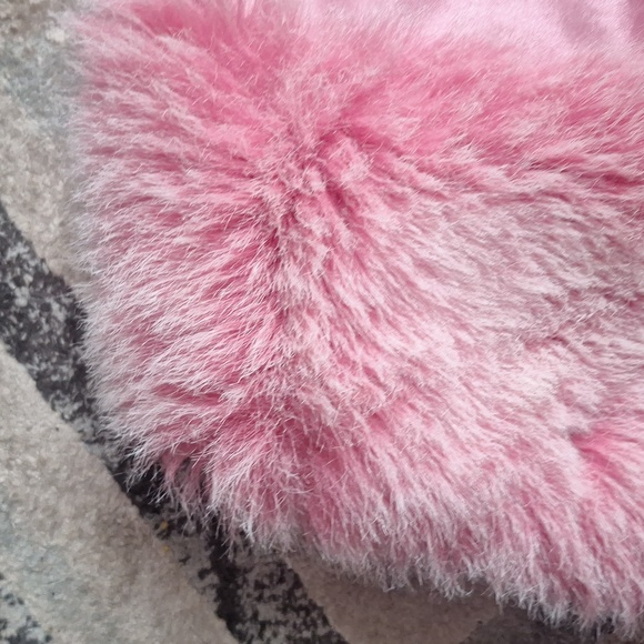 Pink fuzzy 💗 vest with check mini skirt - Picture 3 of 4